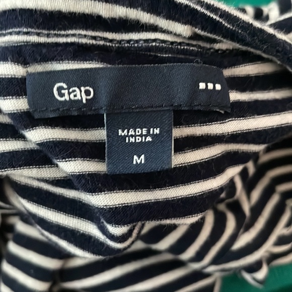 Gap Striped Tee - Picture 4 of 4